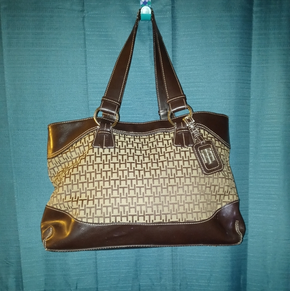 Tommy Hilfiger Handbags - Tommy Hilfiger | Dark Brown Leather Handbag